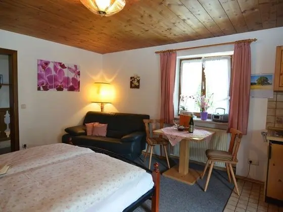 Cosy Apartment in Bad Bayersoien With Balcony - Yerinde Yemek
