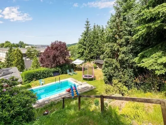 Cosy Apartment in Dresden With Balcony and Swimming Pool - Havuz