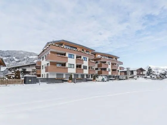 Cosy Apartment in Kirchberg With Private Sauna - Dış Mekan