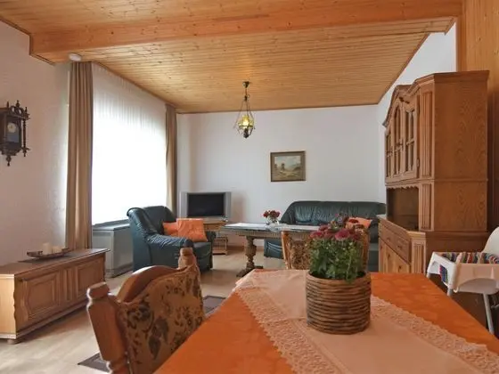 Cosy Apartment in Marsberg in the Sauerland With Terrace and Garden - Yerinde Yemek