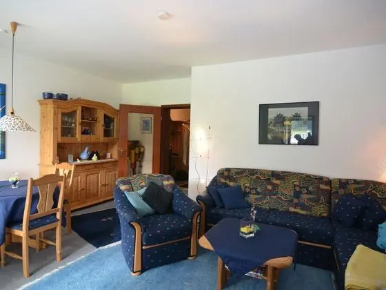 Cosy Apartment Over Usseln With Private Covered Terrace - Yerinde Yemek