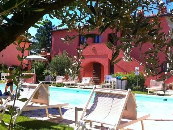 Cosy Apartment With Swimming Pool and Garden Close to Volterra and S Gimignano - Havuz