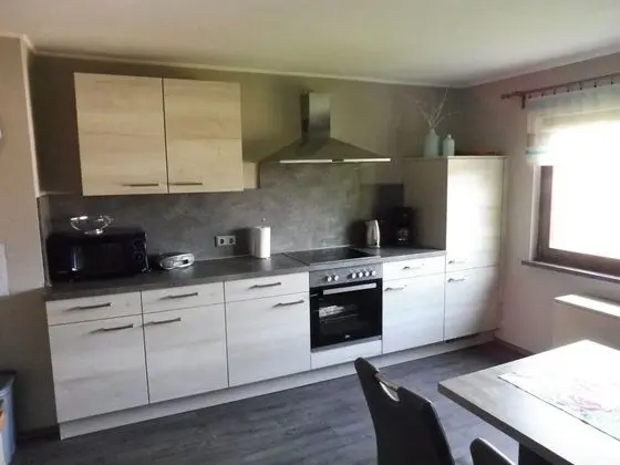 Cosy Apartment With Terrace and Pool in the Garden - Mutfak