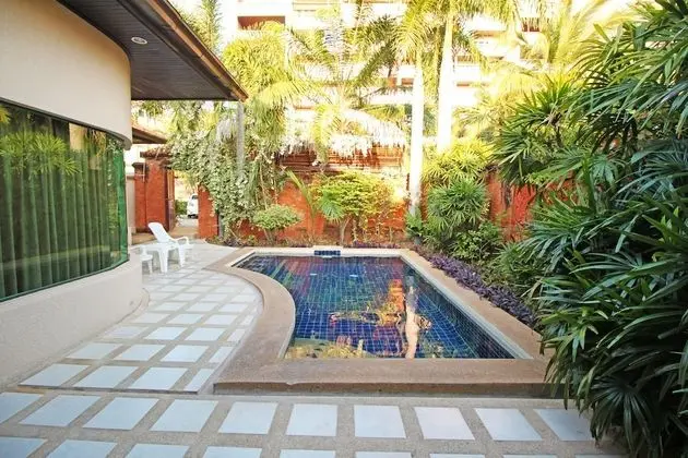 Cosy Beach Pool Villas by PSR ASIA - Havuz