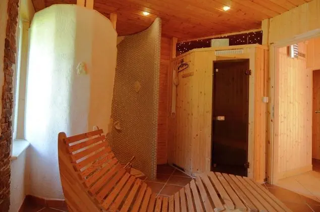 Cosy and Beautiful Holiday Home With Covered Porch - Spa