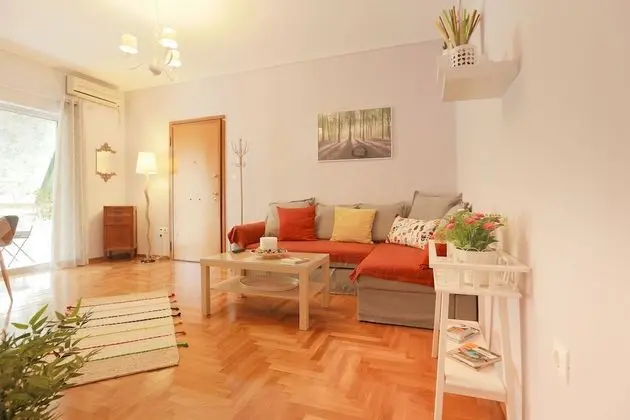 Cosy & Bright 2 Bedroom Apartment in Koukaki - İç Mekan