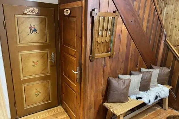 Cosy Chalet in Carinthia With Sauna and Covered Terrace - Lobi