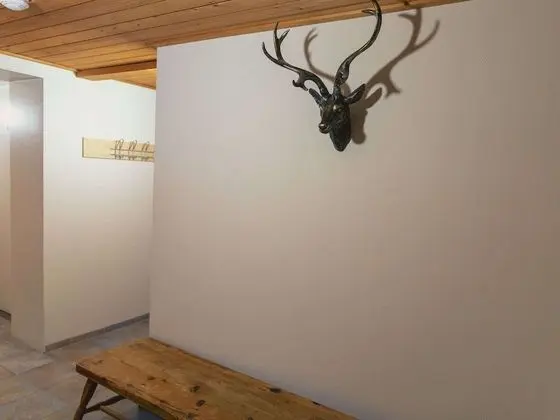 Cosy Chalet in Odeigne with Hot Tub - Lobi