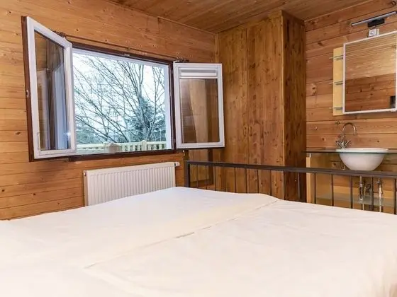 Cosy Chalet in Odeigne with Hot Tub - Oda