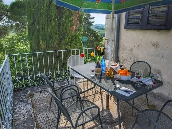 Cosy Farmhouse With Swimming Pool and air Conditioning - Oda Düzeni