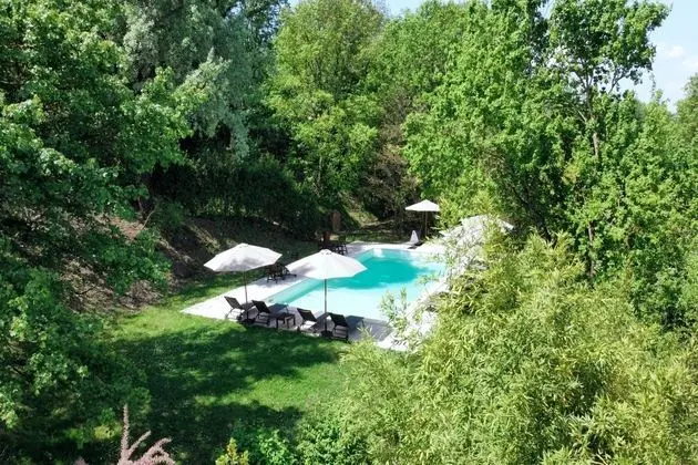 Cosy Holiday Home Between Umbria and Tuscany - Havuz