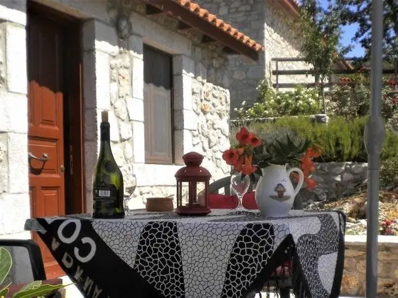 Cosy Holiday Home With Garden in Leonidio - Yerinde Yemek