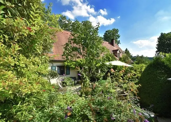 Cosy Holiday Home With Gazebo on the Edge of the Forest - Öne Çıkan Resim