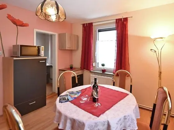 Cosy Holiday Home in the Idyllic Vogtland With Lots of Excursion Destinations - Yerinde Yemek