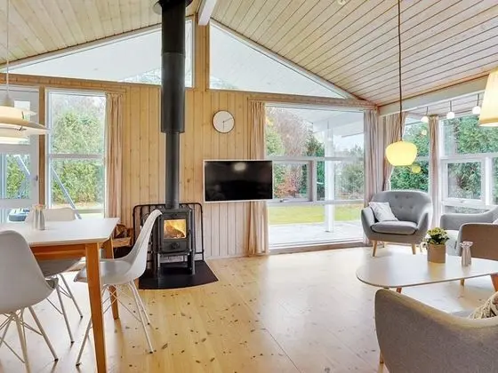 Cosy Holiday Home in Jutland With Terrace - Yerinde Yemek