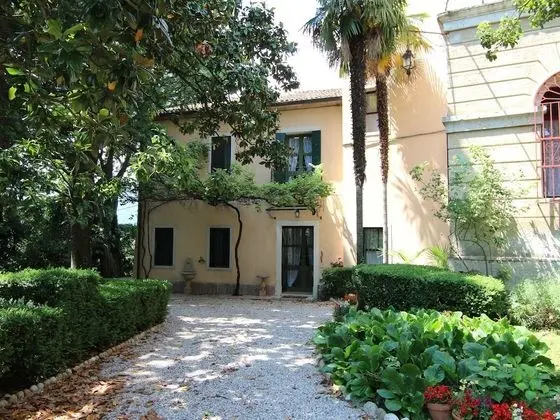 Cosy Holiday Home in Romano With Garden