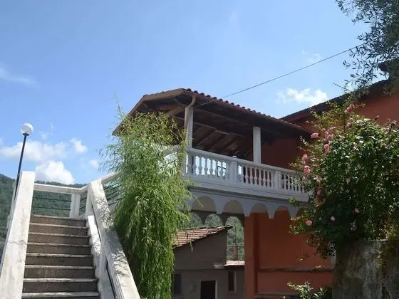 Cosy Holiday Home in Testico With Terrace and Barbecue - 1
