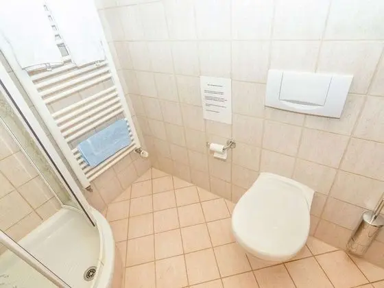 Cosy Little Holiday Home in Chiemgau - Balcony, Sauna and Swimming Pool - Banyo Tipleri