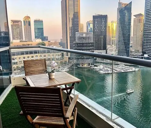 Cosy Little Studio With Marina Partial Beach View