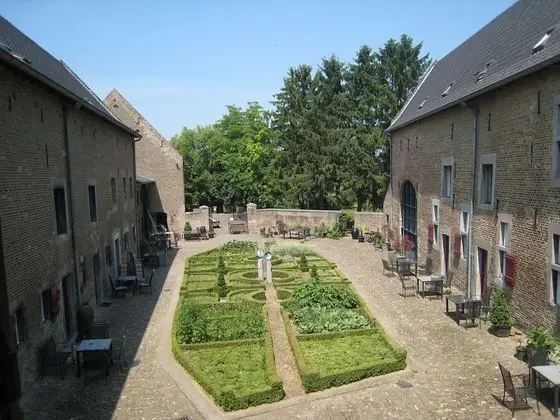 Cosy Villa in Mesch With Garden