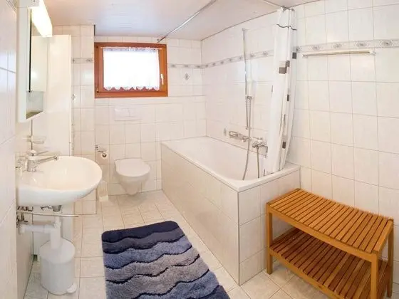 Cosy Property in a Chalet With Authentic Atmosphere - Banyo Tipleri