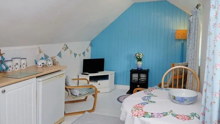 Cosy & Quirky Cottage nr Kynance Cove - Oda