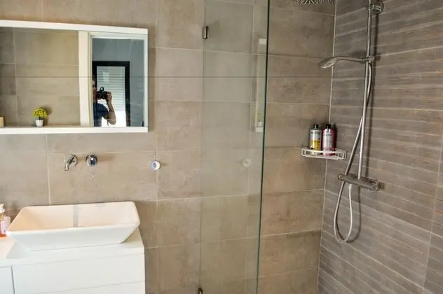 Cosy S2 Apartment in La Soukra - Banyo Tipleri