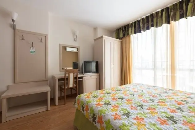 Cosy Studio with Kitchen & Balcony - Oda