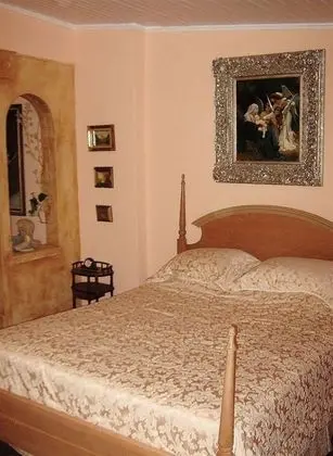 The Cottage Bed & Breakfast