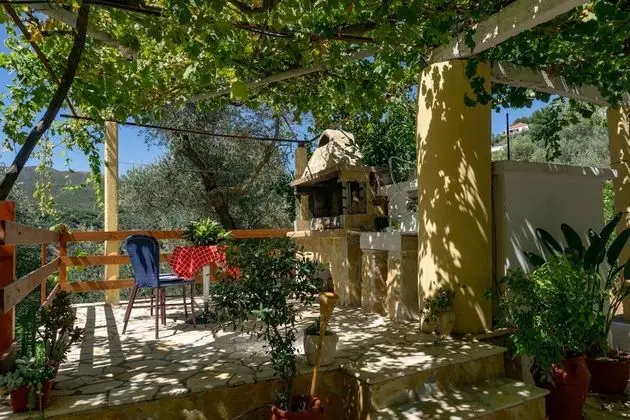 Cottage Home at South Chania near Paliochora - Dış Mekan