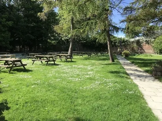 The Cottage Inn Hotel - Dış Mekan