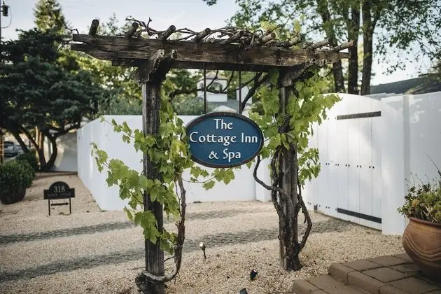 Cottage Inn & Spa - Dış Mekan