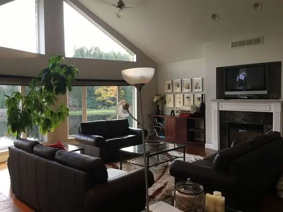 Cottage Lakehouse Private 48 Acres