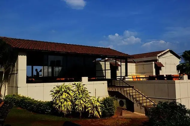 Cotton County Club and Resort