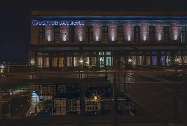 The Cotton Sail Hotel, Tapestry By Hilton