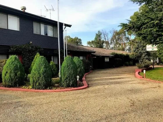 Cottonwood Lodge