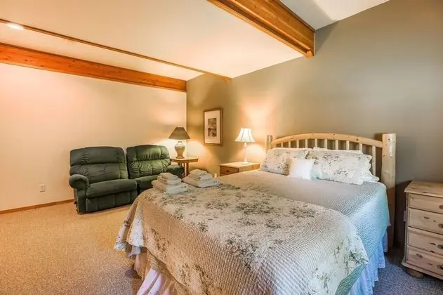 Cottonwood Shores - Oda