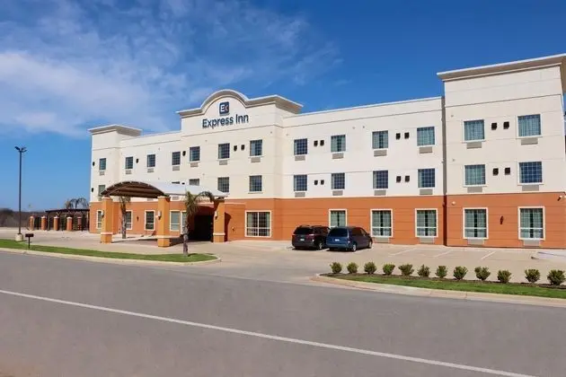 Cotulla Express Inn - 1