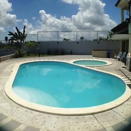 Country Chateau Hotel - Havuz