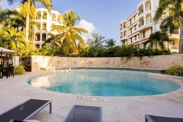 Country Club Residence at The Grand Reserve - Havuz