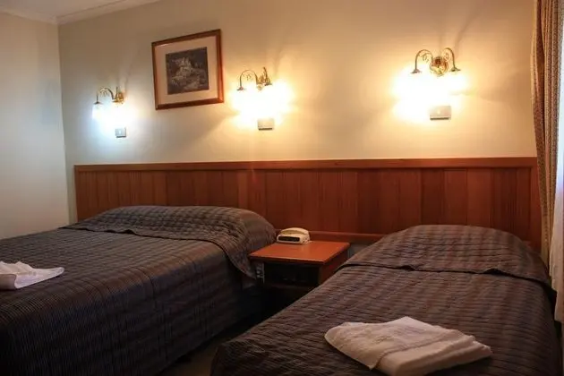 Country Comfort - Genel
