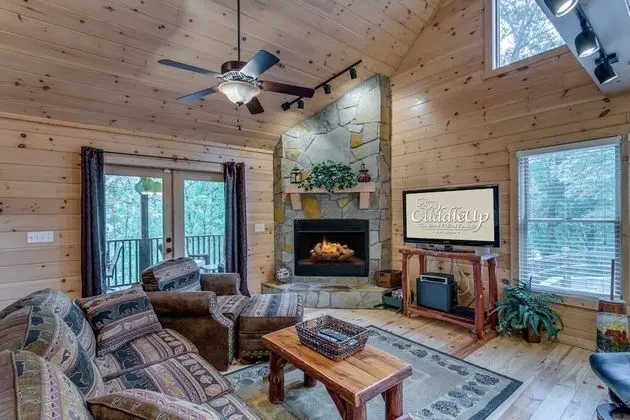 Country Dreams- Mtn View Near Ocoee River - Oda Düzeni
