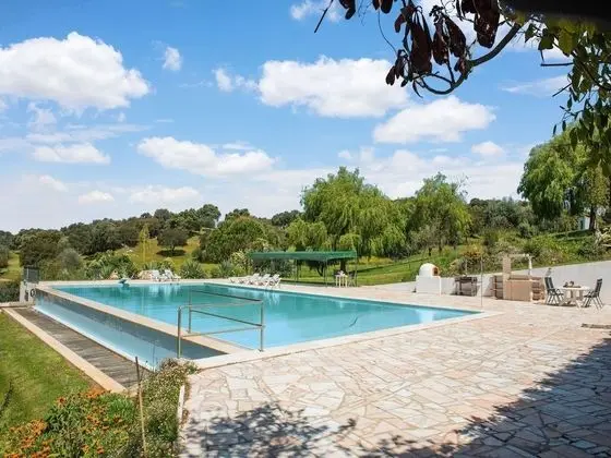 Country Farmhouse in Montemor-o-novo With Swimming Pool