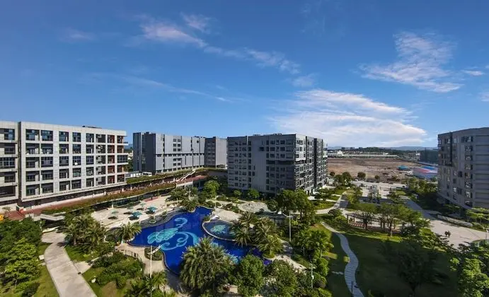 Country Garden Airport Kylin Apartment - Havuz
