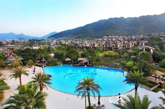 Country Garden Holiday Hot Spring Hotel Fogang