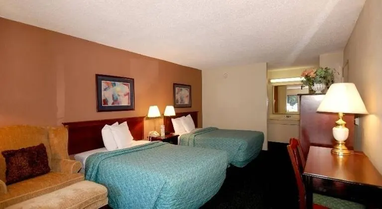 Country Hearth Inn & Suites Marietta