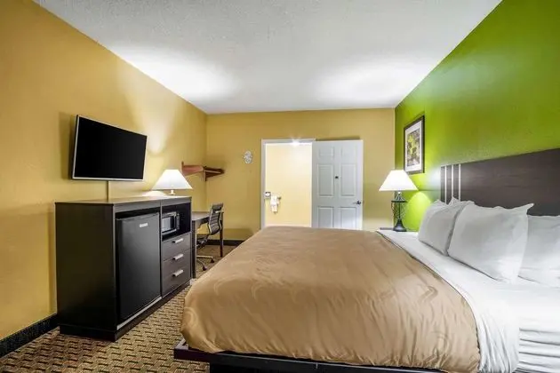 Country Hearth Inn & Suites West Columbia