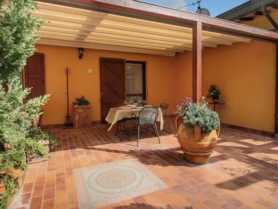 Country House With Swimming Pool and Garden With Mediterranean Plants - Dış Mekan