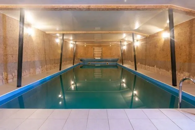 Country hotel Hvoinyi - Havuz