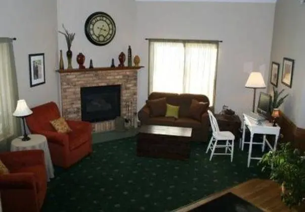 COUNTRY INN DEERWOOD